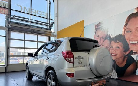 Toyota RAV4, 2006 год, 1 099 000 рублей, 4 фотография