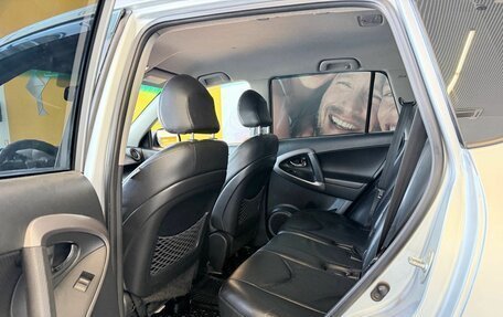 Toyota RAV4, 2006 год, 1 099 000 рублей, 8 фотография