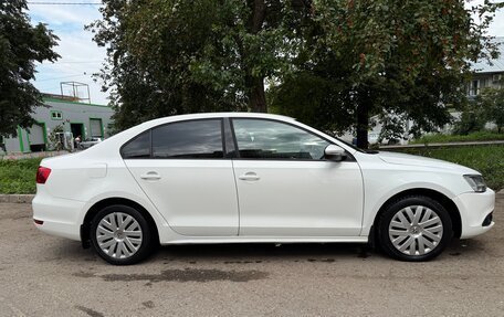 Volkswagen Jetta VI, 2012 год, 775 000 рублей, 3 фотография