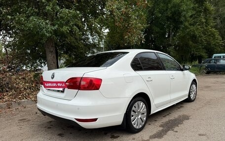 Volkswagen Jetta VI, 2012 год, 775 000 рублей, 4 фотография