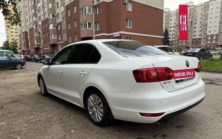 Volkswagen Jetta VI, 2012 год, 775 000 рублей, 5 фотография