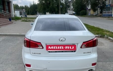 Lexus IS II рестайлинг 2, 2011 год, 1 690 000 рублей, 6 фотография
