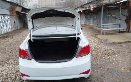 Hyundai Solaris II рестайлинг, 2015 год, 999 000 рублей, 8 фотография