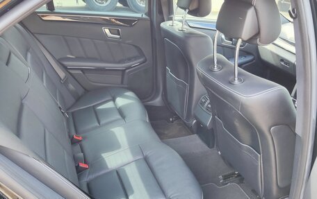 Mercedes-Benz E-Класс, 2011 год, 2 500 000 рублей, 12 фотография