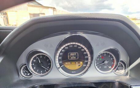 Mercedes-Benz E-Класс, 2011 год, 2 500 000 рублей, 9 фотография