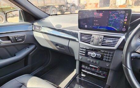 Mercedes-Benz E-Класс, 2011 год, 2 500 000 рублей, 10 фотография