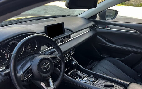 Mazda 6, 2018 год, 1 750 000 рублей, 11 фотография