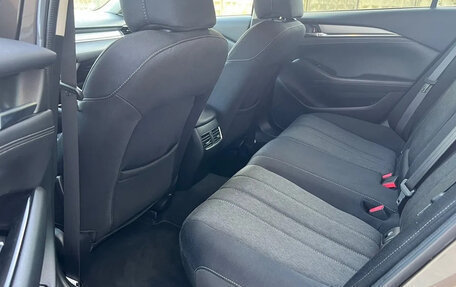 Mazda 6, 2018 год, 1 750 000 рублей, 16 фотография