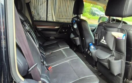 Mitsubishi Pajero IV, 2008 год, 2 130 000 рублей, 13 фотография