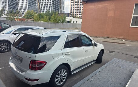 Mercedes-Benz M-Класс, 2011 год, 1 300 000 рублей, 3 фотография