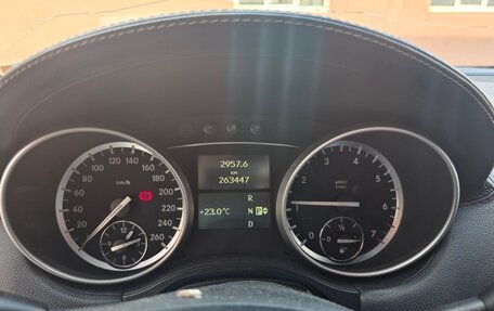 Mercedes-Benz M-Класс, 2011 год, 1 300 000 рублей, 8 фотография
