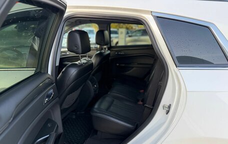 Cadillac SRX II рестайлинг, 2012 год, 1 050 000 рублей, 14 фотография