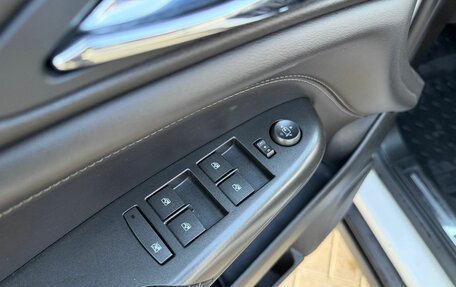 Cadillac SRX II рестайлинг, 2012 год, 1 050 000 рублей, 17 фотография