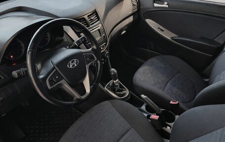 Hyundai Solaris II рестайлинг, 2016 год, 750 000 рублей, 7 фотография