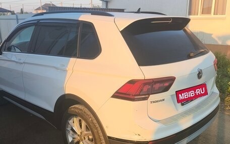 Volkswagen Tiguan II, 2019 год, 2 450 000 рублей, 3 фотография