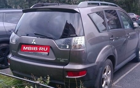 Mitsubishi Outlander III рестайлинг 3, 2012 год, 980 000 рублей, 3 фотография