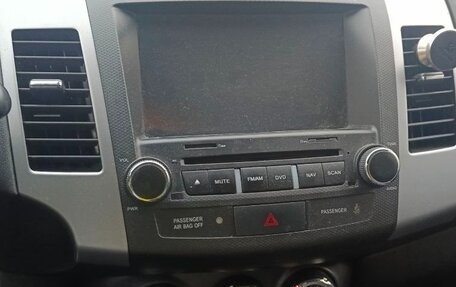 Mitsubishi Outlander III рестайлинг 3, 2012 год, 980 000 рублей, 8 фотография