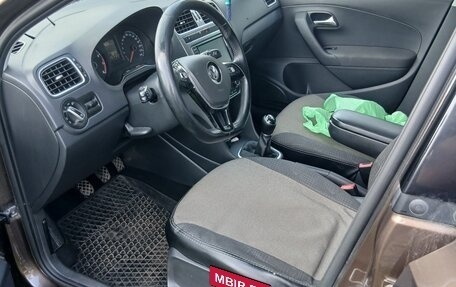 Volkswagen Polo VI (EU Market), 2015 год, 950 000 рублей, 9 фотография