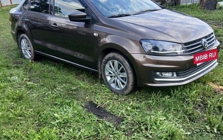 Volkswagen Polo VI (EU Market), 2015 год, 950 000 рублей, 15 фотография