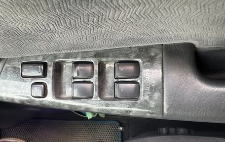 Toyota Corolla, 2005 год, 700 000 рублей, 7 фотография