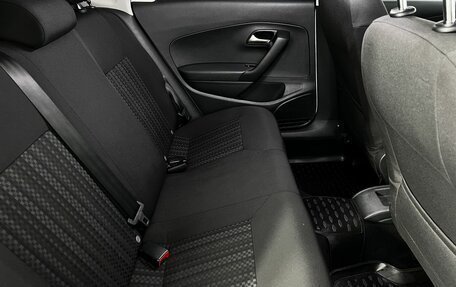 Volkswagen Polo VI (EU Market), 2015 год, 740 000 рублей, 11 фотография