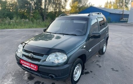Chevrolet Niva I рестайлинг, 2011 год, 375 000 рублей, 5 фотография