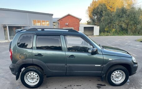 Chevrolet Niva I рестайлинг, 2011 год, 375 000 рублей, 10 фотография