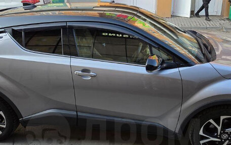 Toyota C-HR I рестайлинг, 2020 год, 2 200 000 рублей, 7 фотография