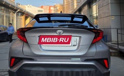 Toyota C-HR I рестайлинг, 2020 год, 2 200 000 рублей, 4 фотография