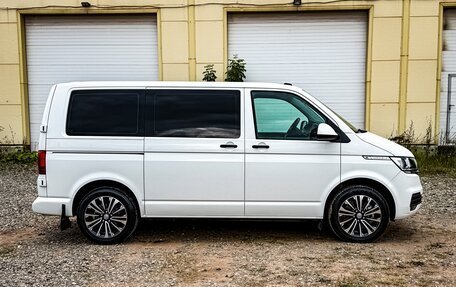Volkswagen Caravelle T6 рестайлинг, 2020 год, 4 290 000 рублей, 8 фотография