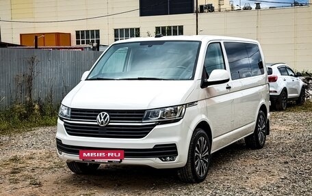 Volkswagen Caravelle T6 рестайлинг, 2020 год, 4 290 000 рублей, 2 фотография