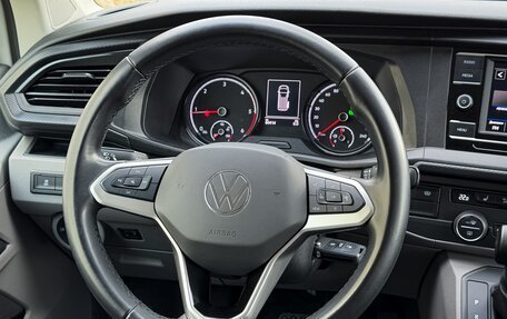 Volkswagen Caravelle T6 рестайлинг, 2020 год, 4 290 000 рублей, 17 фотография