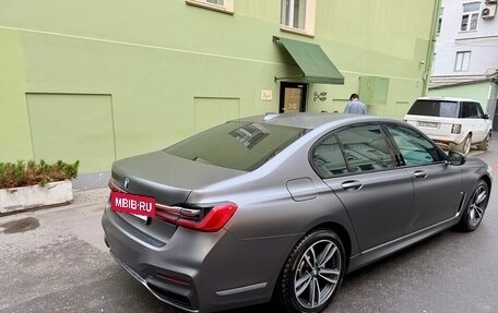 BMW 7 серия, 2017 год, 5 950 000 рублей, 4 фотография