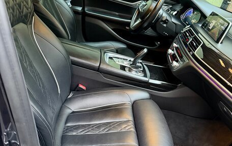 BMW 7 серия, 2017 год, 5 950 000 рублей, 8 фотография