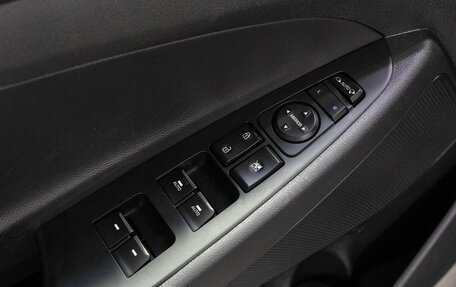 Hyundai Tucson III, 2020 год, 2 390 000 рублей, 13 фотография