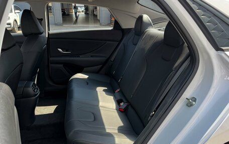 Hyundai Elantra, 2025 год, 2 930 000 рублей, 10 фотография