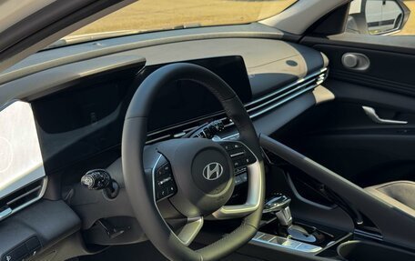 Hyundai Elantra, 2025 год, 2 930 000 рублей, 7 фотография