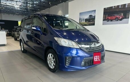 Honda Freed I, 2014 год, 1 050 000 рублей, 3 фотография
