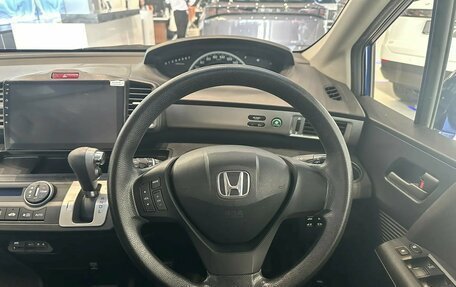 Honda Freed I, 2014 год, 1 050 000 рублей, 18 фотография