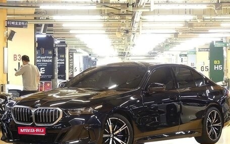 BMW 5 серия, 2024 год, 7 120 000 рублей, 1 фотография