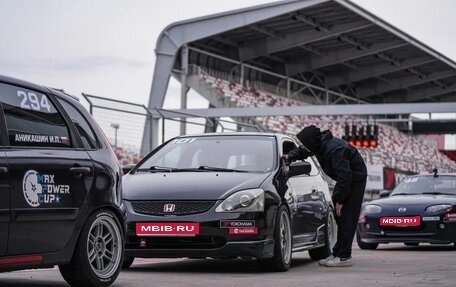 Honda Civic Type R VII рестайлинг, 2002 год, 850 000 рублей, 1 фотография