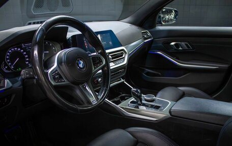 BMW 3 серия, 2021 год, 2 747 000 рублей, 9 фотография