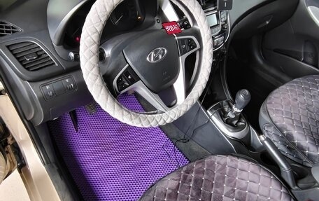 Hyundai Solaris II рестайлинг, 2012 год, 720 000 рублей, 11 фотография