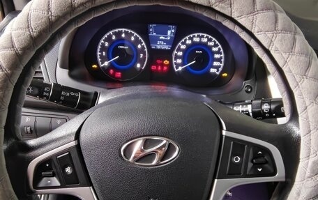 Hyundai Solaris II рестайлинг, 2012 год, 720 000 рублей, 13 фотография