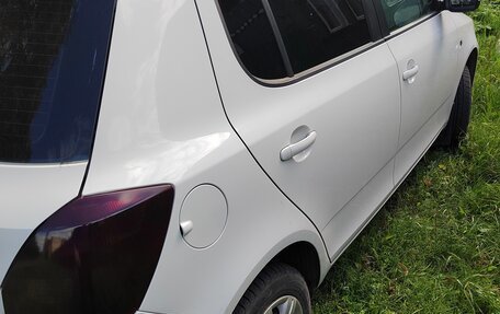 Skoda Fabia II, 2014 год, 635 000 рублей, 4 фотография