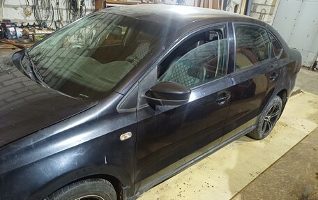 Volkswagen Polo VI (EU Market), 2011 год, 450 000 рублей, 5 фотография