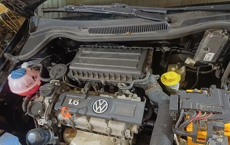 Volkswagen Polo VI (EU Market), 2011 год, 450 000 рублей, 11 фотография