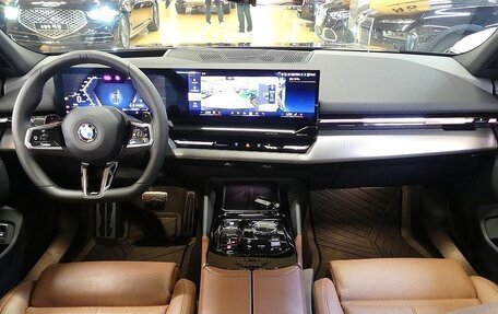 BMW 5 серия, 2024 год, 7 120 000 рублей, 4 фотография