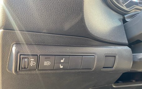 Toyota Corolla, 2021 год, 2 300 000 рублей, 12 фотография