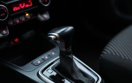 KIA Rio IV, 2018 год, 1 250 000 рублей, 7 фотография